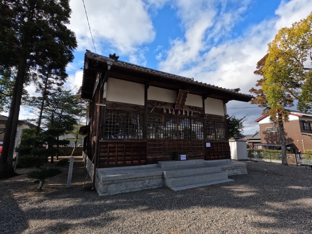 西富田川俣神社　社殿